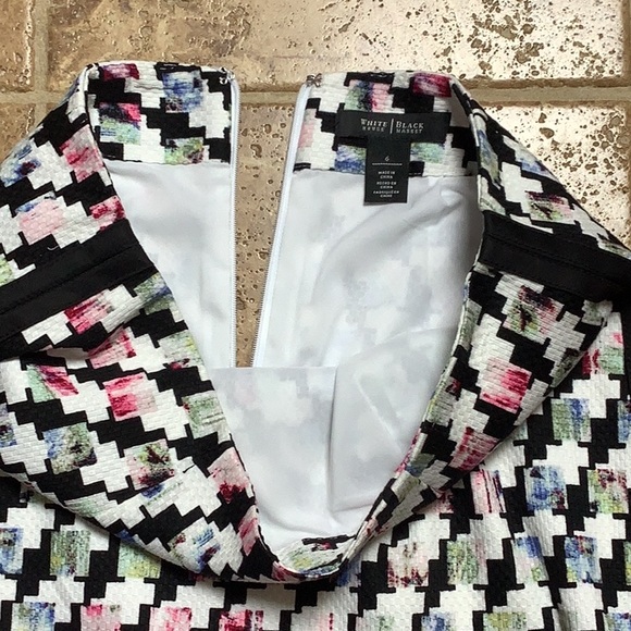 WHBM Pencil Skirt with Geometric Design - Picture 4 of 5